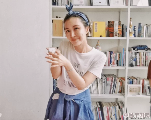 鞠婧祎你的奶好大摸起来好舒服,《王者荣耀》新皮肤引爆玩家热议