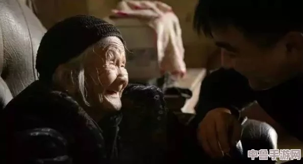 老太的毛茸茸:一场意外揭开的温暖秘密,让人忍俊不禁又感动落泪 老太的毛茸茸:一场意外揭开的温暖秘密,让人忍俊不禁又感动落泪