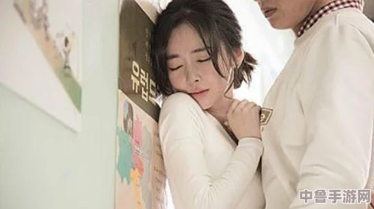 震惊！闵儿生物老师闵闵剧情讲解，揭秘校园恋爱的生物学奥秘