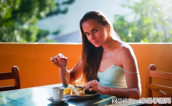 性盈盈盈:网友热评9.5分,揭示背后的惊人秘密与魅力 性盈盈盈:网友热评9.5分,揭示背后的惊人秘密与魅力