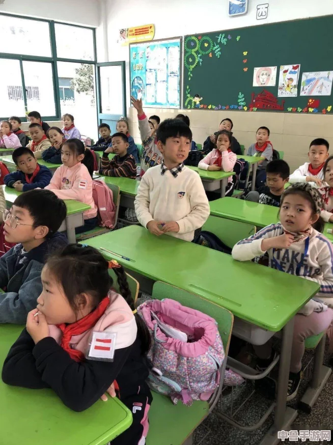 班长上课时突然把跳d开到最大,课堂气氛瞬间变得火爆,大家都忍不住笑出声来! 班长上课时突然把跳d开到最大,课堂气氛瞬间变得火爆,大家都忍不住笑出声来!